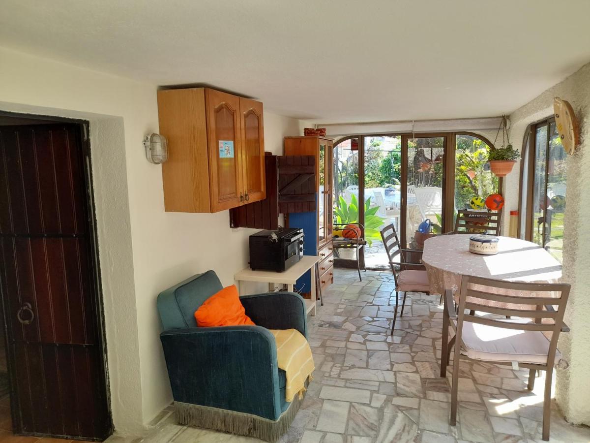 Villa Casa das Palmeiras Charneca de Caparica Exterior foto